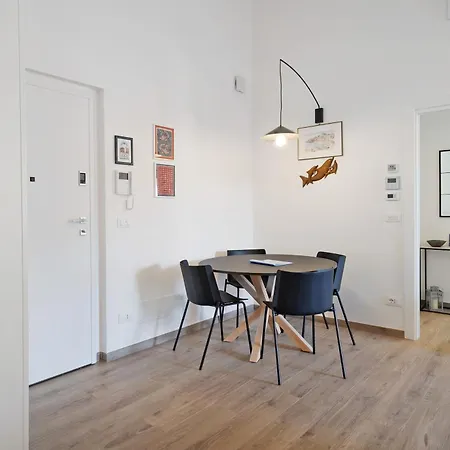 Cinema Boutique Sestri Apartment *