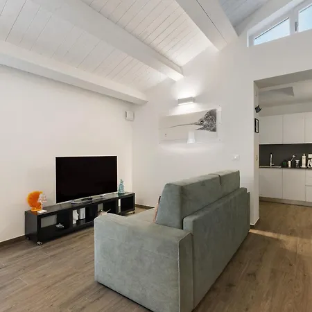 Cinema Boutique Sestri * Σέστρι Λεβάντε