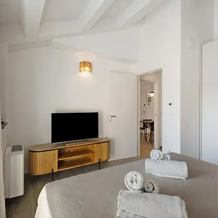 Cinema Boutique Sestri Apartment *