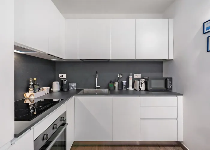 Cinema Boutique Sestri Σέστρι Λεβάντε